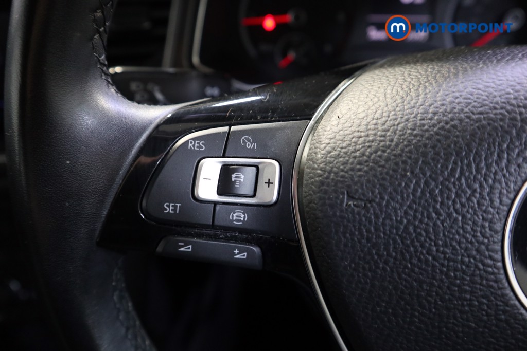Volkswagen T-Roc SE Manual Diesel SUV - Stock Number (1573139) - 3rd supplementary image