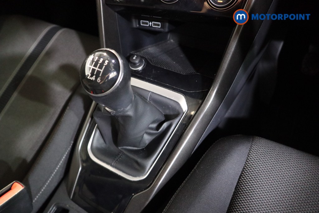Volkswagen T-Roc SE Manual Diesel SUV - Stock Number (1573139) - 8th supplementary image