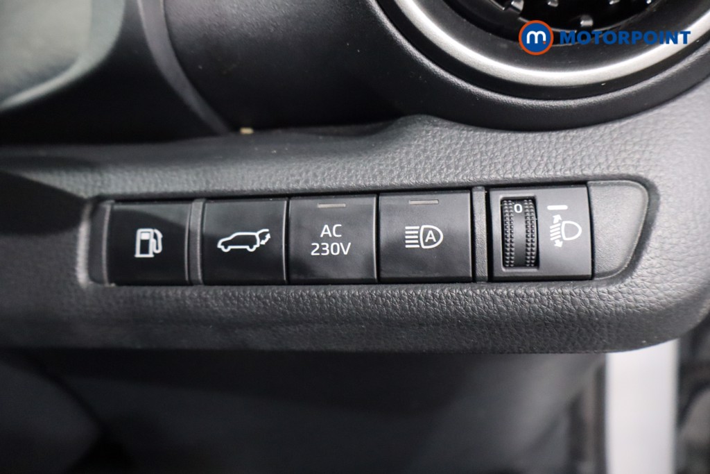 Toyota C-Hr Design Automatic Petrol Plug-In Hybrid SUV - Stock Number (1573203) - 21st supplementary image