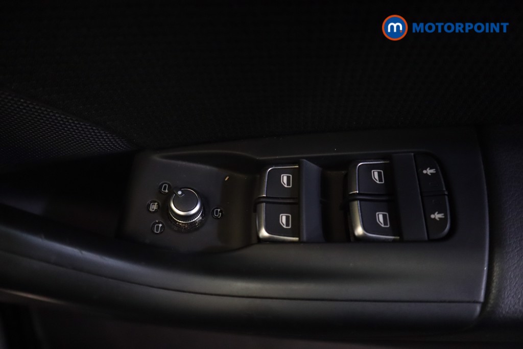 Audi Q3 S Line Edition Manual Diesel SUV - Stock Number (1573504) - 3rd supplementary image