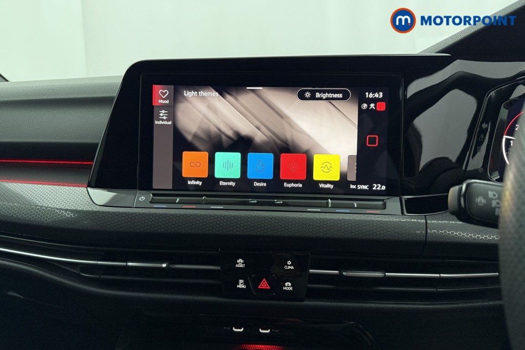 Volkswagen Golf GTI Automatic Petrol Hatchback - Stock Number (1573526) - 12th supplementary image