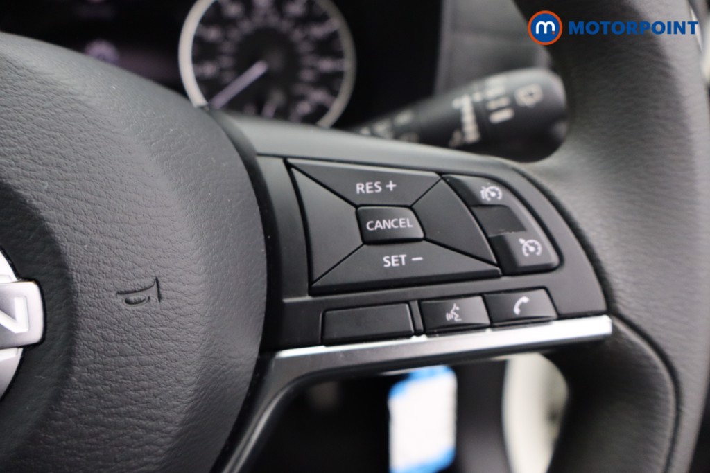 Nissan Juke Acenta Premium Manual Petrol SUV - Stock Number (1573548) - 12th supplementary image