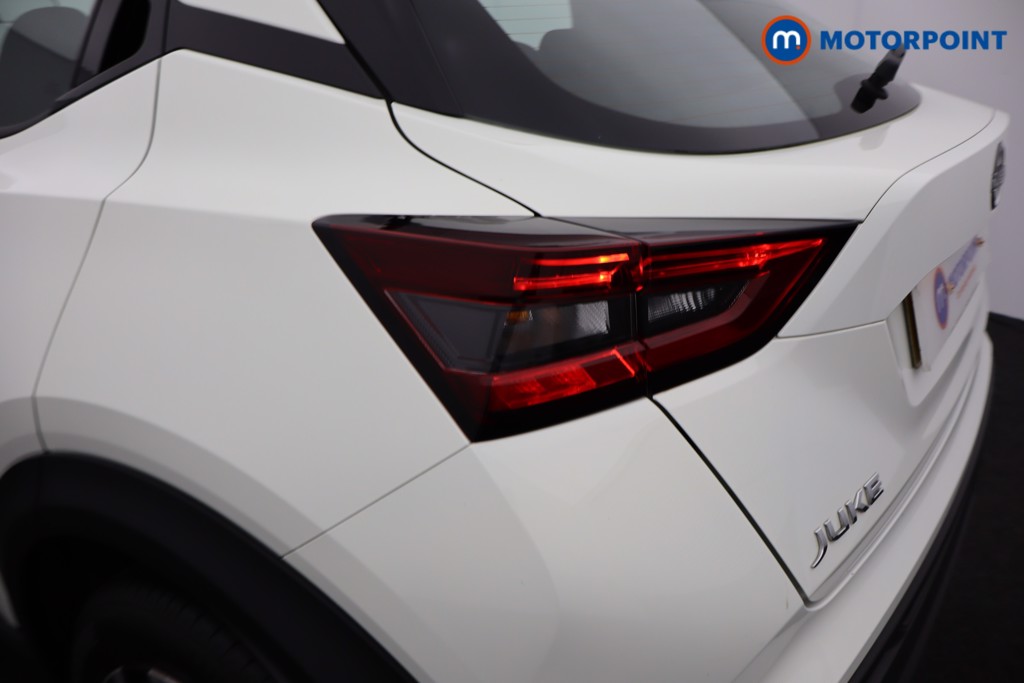 Nissan Juke Acenta Premium Manual Petrol SUV - Stock Number (1573548) - 23rd supplementary image