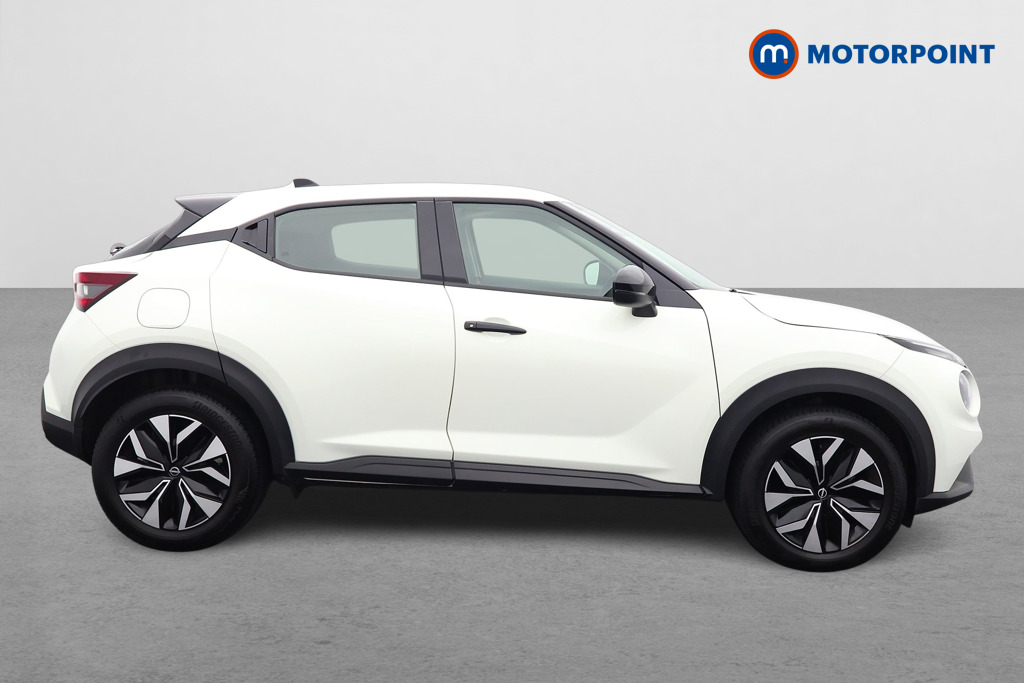 Nissan Juke Acenta Premium Manual Petrol SUV - Stock Number (1573548) - Drivers side