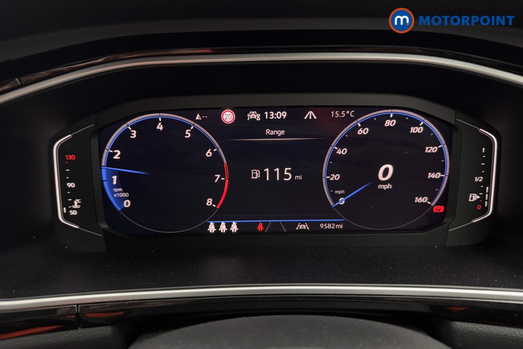 Volkswagen T-Roc R-Line Manual Petrol SUV - Stock Number (1573611) - 6th supplementary image