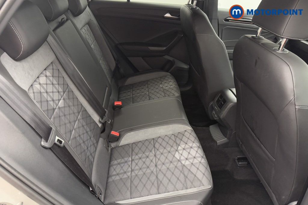 Volkswagen T-Roc R-Line Manual Petrol SUV - Stock Number (1573611) - 24th supplementary image