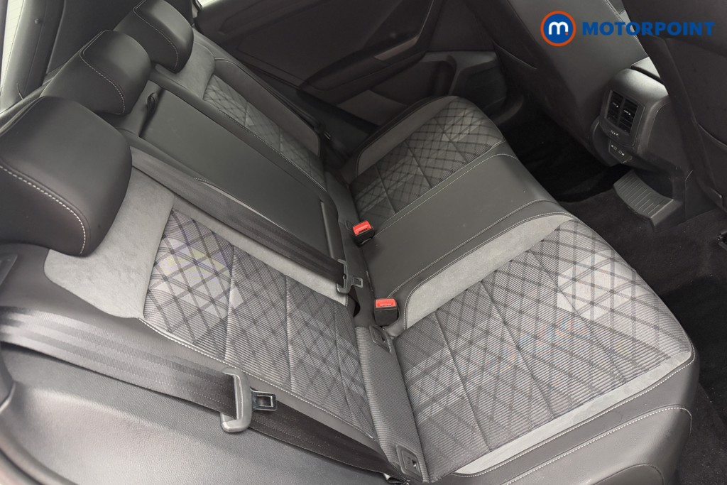 Volkswagen T-Roc R-Line Manual Petrol SUV - Stock Number (1573611) - 27th supplementary image