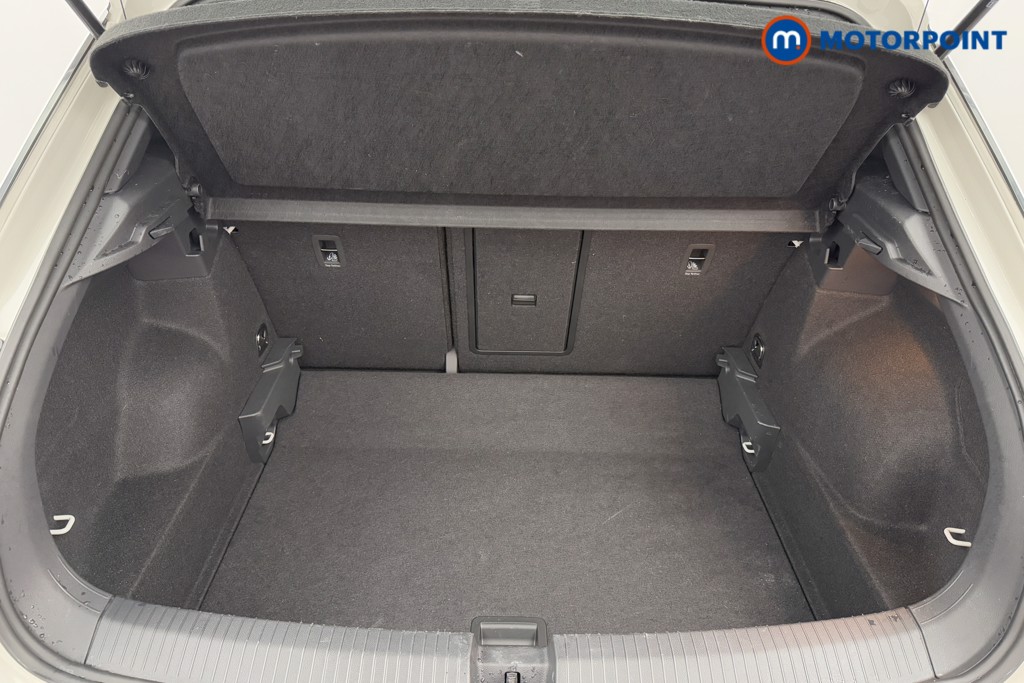 Volkswagen T-Roc R-Line Manual Petrol SUV - Stock Number (1573611) - 28th supplementary image