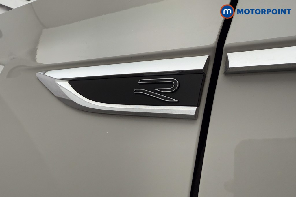 Volkswagen T-Roc R-Line Manual Petrol SUV - Stock Number (1573611) - 30th supplementary image