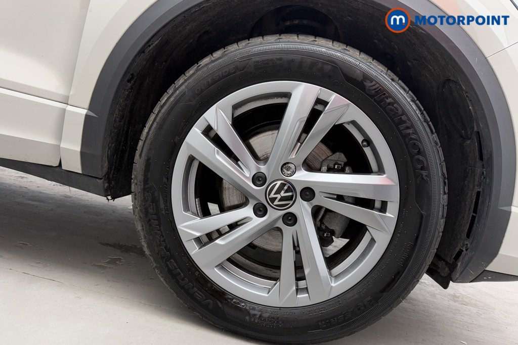 Volkswagen T-Roc R-Line Manual Petrol SUV - Stock Number (1573611) - 34th supplementary image