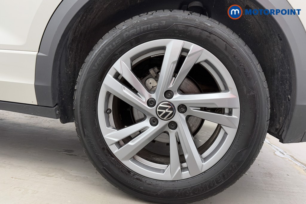Volkswagen T-Roc R-Line Manual Petrol SUV - Stock Number (1573611) - 36th supplementary image