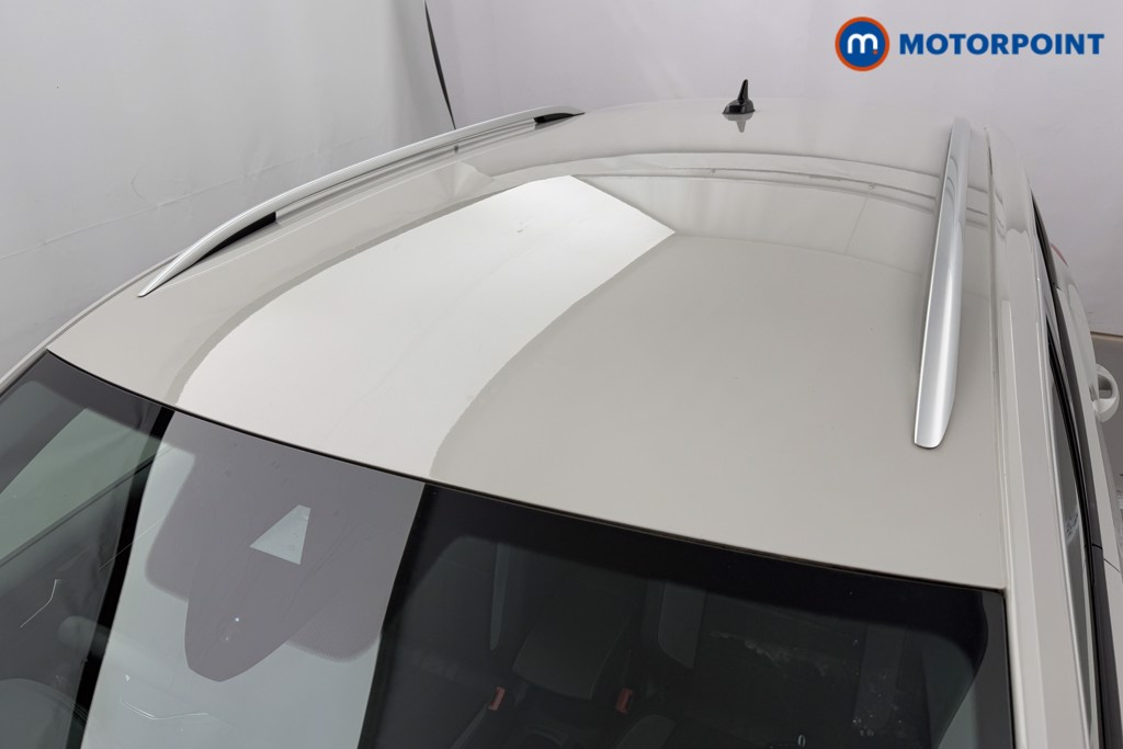 Volkswagen T-Roc R-Line Manual Petrol SUV - Stock Number (1573611) - 38th supplementary image
