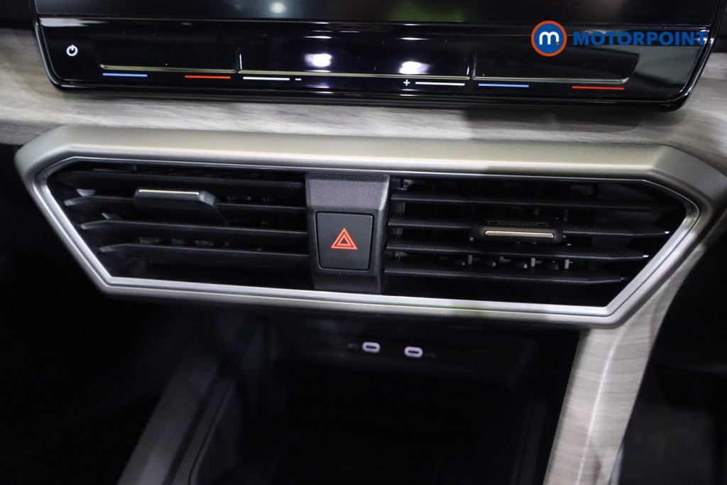 Seat Leon Xcellence Automatic Petrol Estate - Stock Number (1573651) - 12th supplementary image