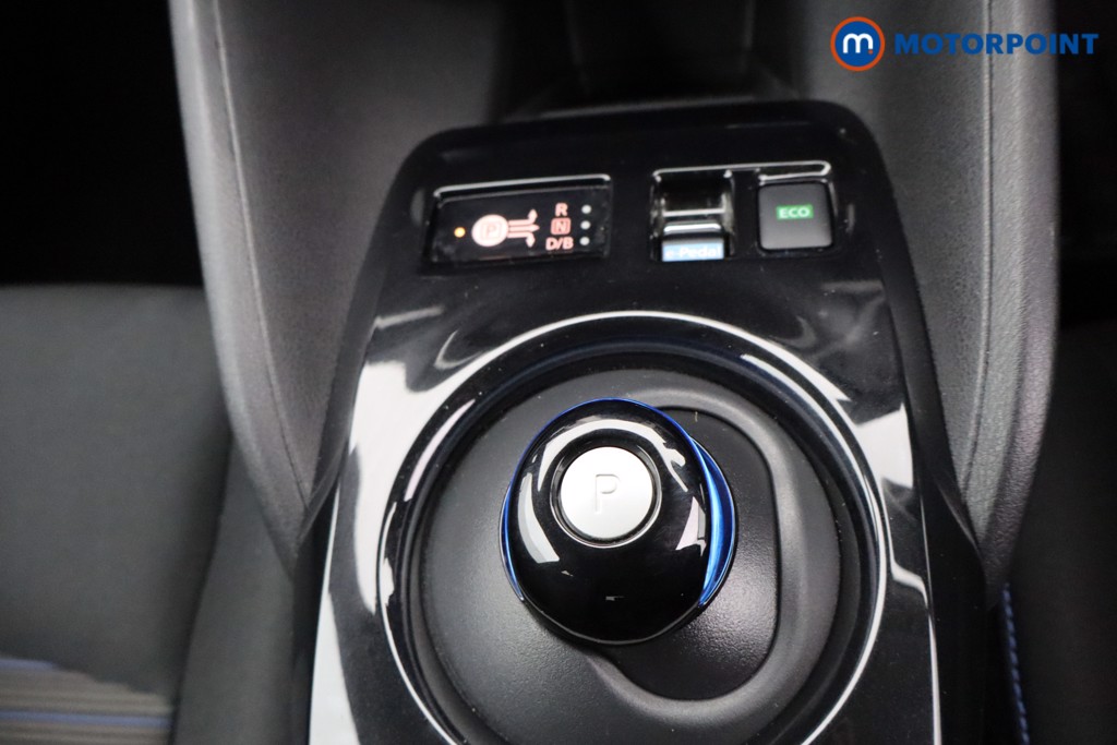 Nissan Leaf N-Connecta Automatic Electric Hatchback - Stock Number (1573676) - 13th supplementary image