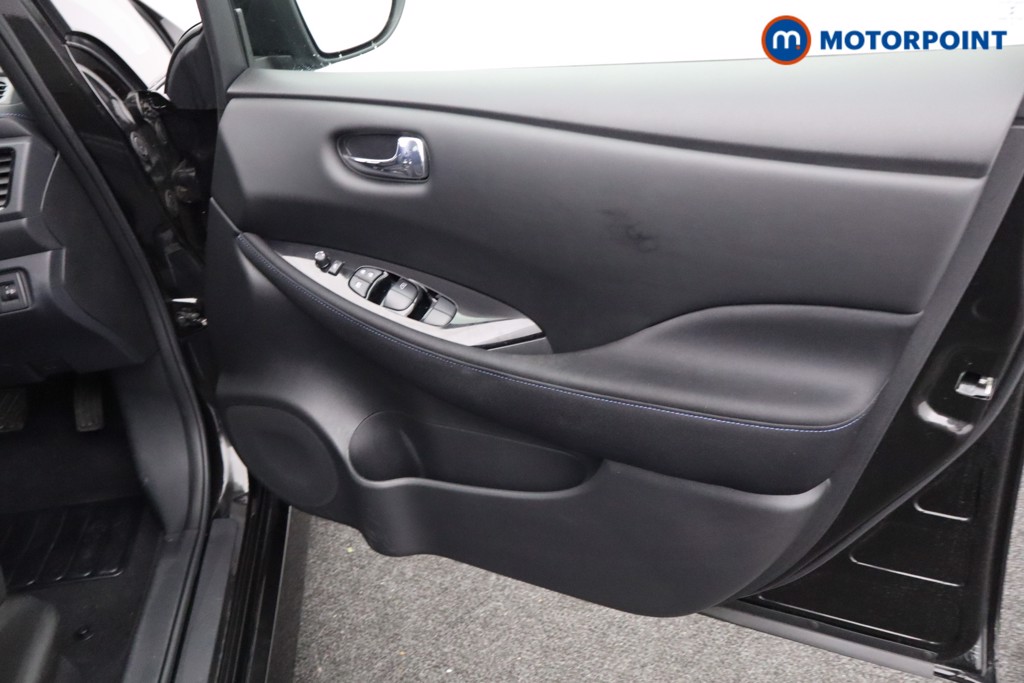 Nissan Leaf N-Connecta Automatic Electric Hatchback - Stock Number (1573676) - 18th supplementary image