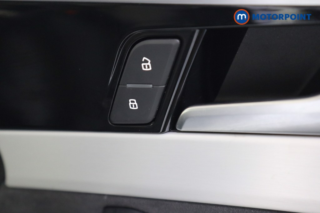 Audi A4 S Line Automatic Petrol Saloon - Stock Number (1573681) - 11th supplementary image