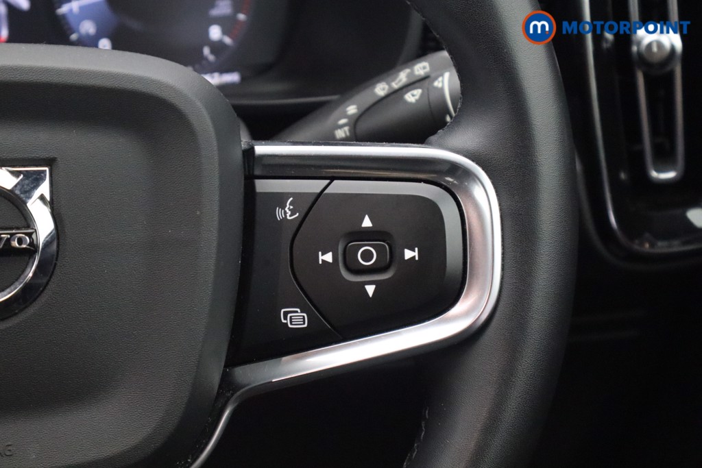 Volvo Xc40 R Design Manual Petrol SUV - Stock Number (1573691) - 5th supplementary image