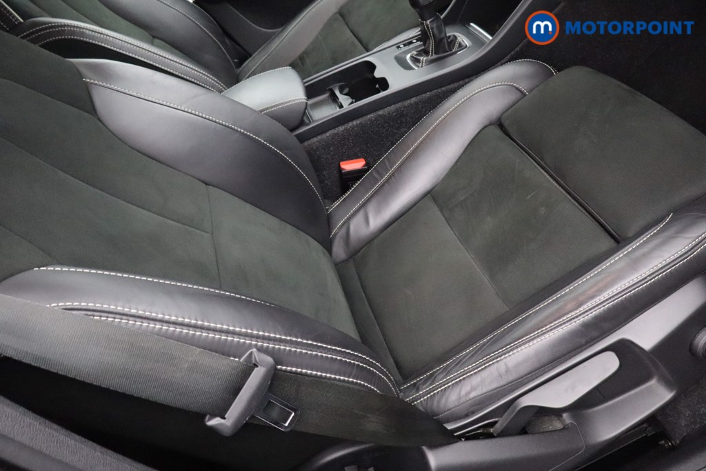 Volvo Xc40 R Design Manual Petrol SUV - Stock Number (1573691) - 15th supplementary image