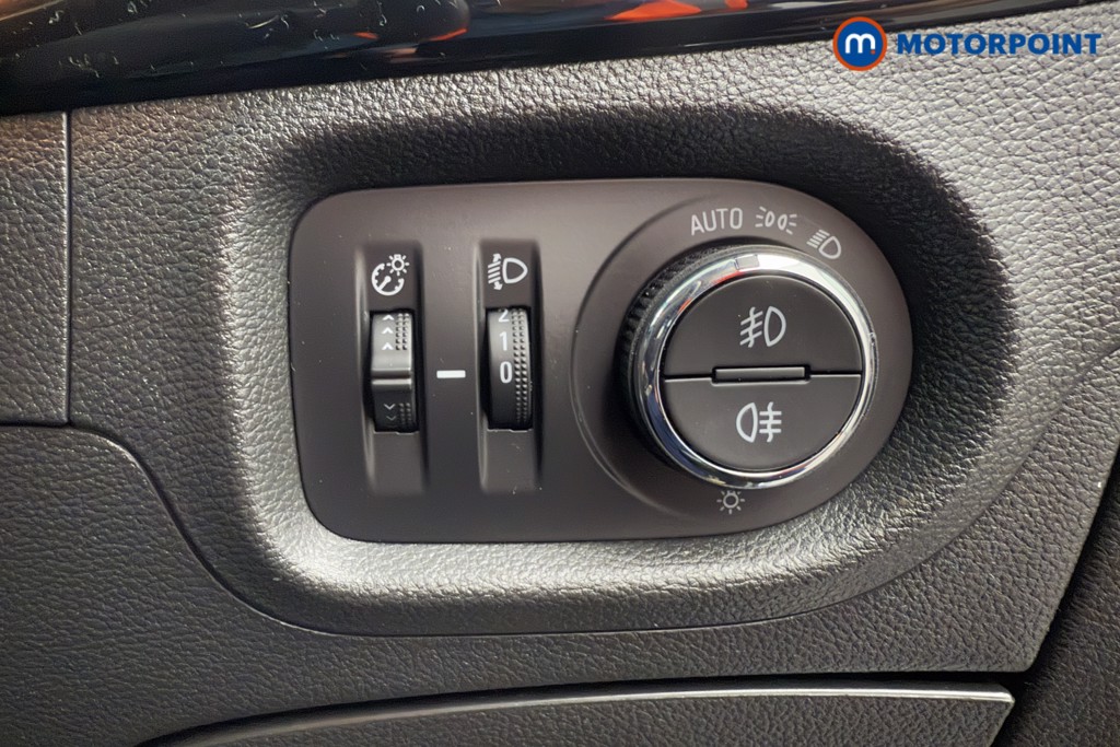 Vauxhall Astra Elite Nav Manual Petrol Hatchback - Stock Number (1573727) - 17th supplementary image