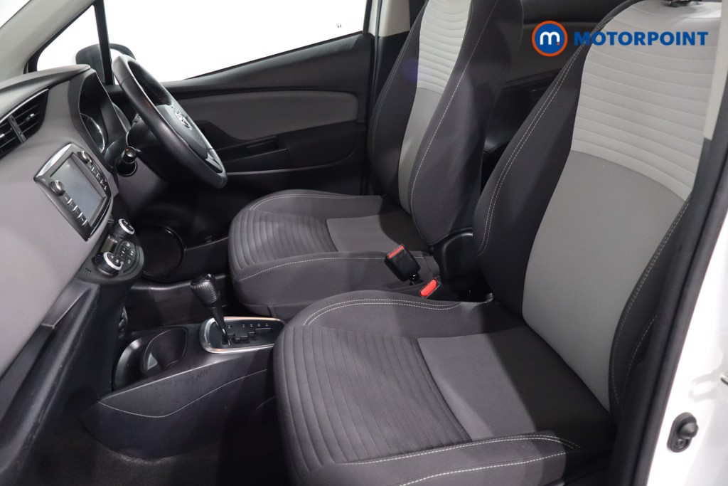 Toyota Yaris Icon Automatic Petrol-Electric Hybrid Hatchback - Stock Number (1573754) - 4th supplementary image