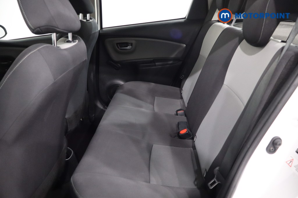 Toyota Yaris Icon Automatic Petrol-Electric Hybrid Hatchback - Stock Number (1573754) - 5th supplementary image