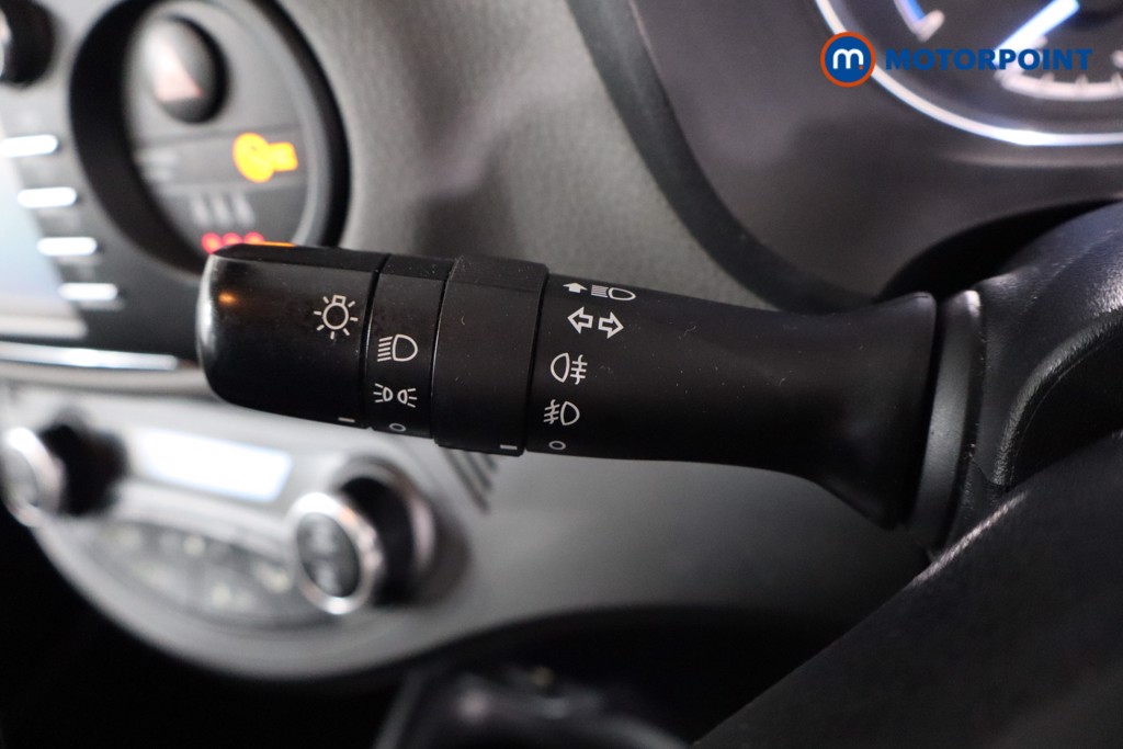 Toyota Yaris Icon Automatic Petrol-Electric Hybrid Hatchback - Stock Number (1573754) - 17th supplementary image