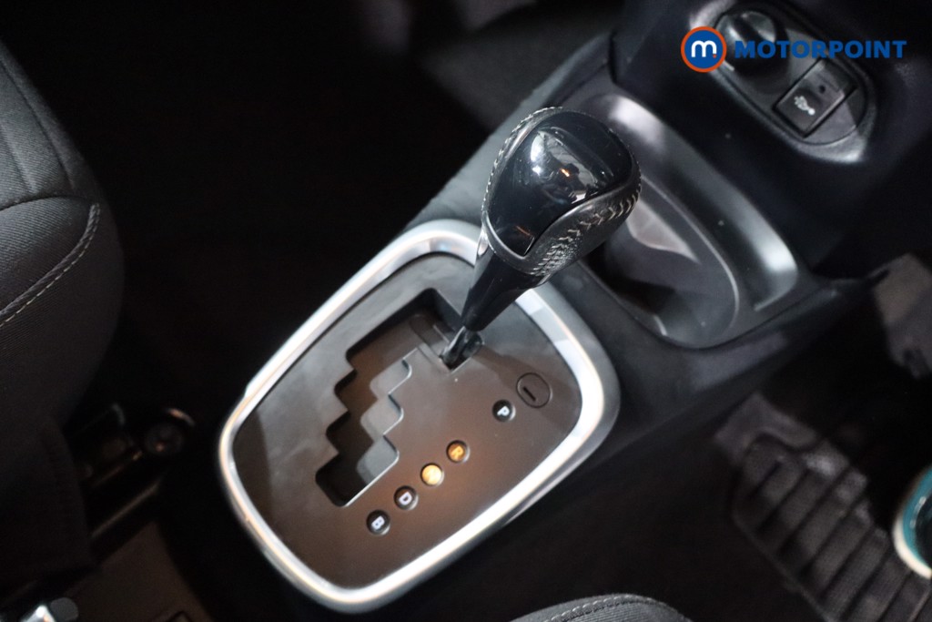 Toyota Yaris Icon Automatic Petrol-Electric Hybrid Hatchback - Stock Number (1573754) - 18th supplementary image