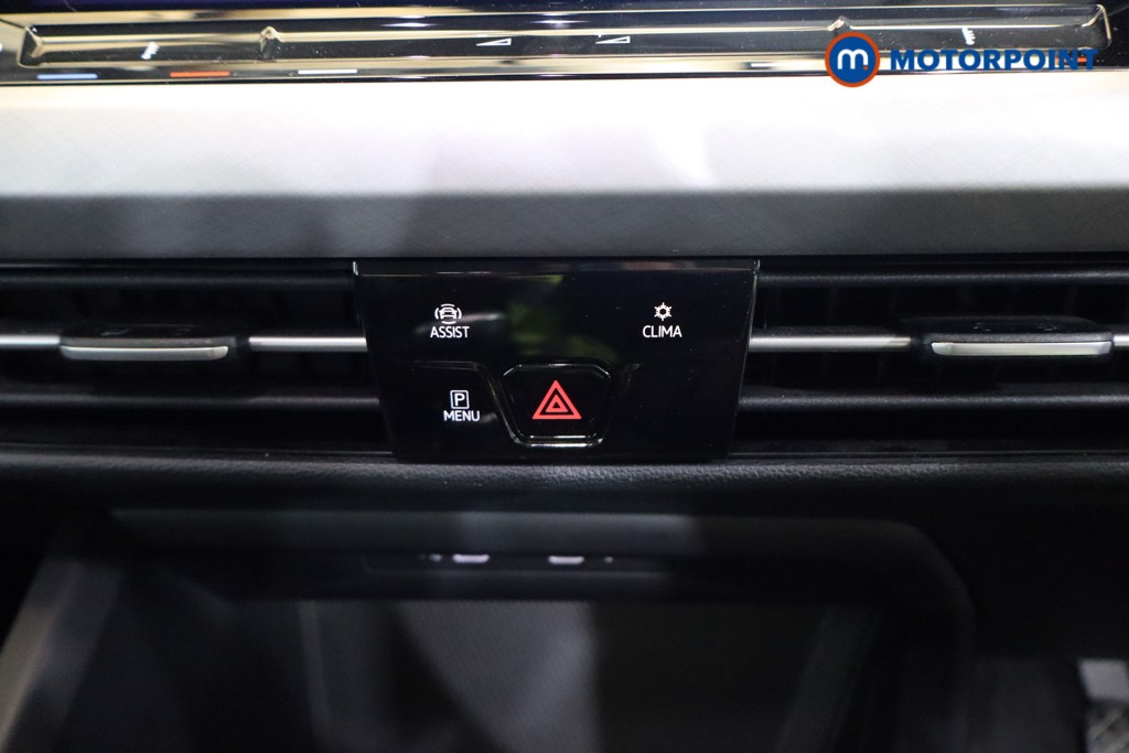 Volkswagen Golf Life Manual Petrol Hatchback - Stock Number (1573790) - 13th supplementary image