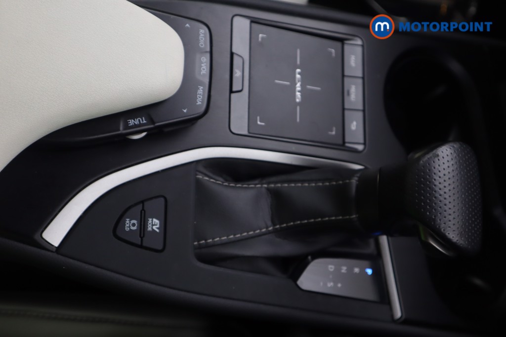 Lexus UX F-Sport Automatic Petrol-Electric Hybrid SUV - Stock Number (1574109) - 4th supplementary image