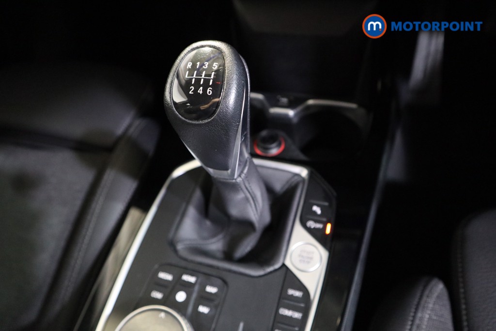 BMW 1 Series Sport Manual Petrol Hatchback - Stock Number (1574303) - 9th supplementary image