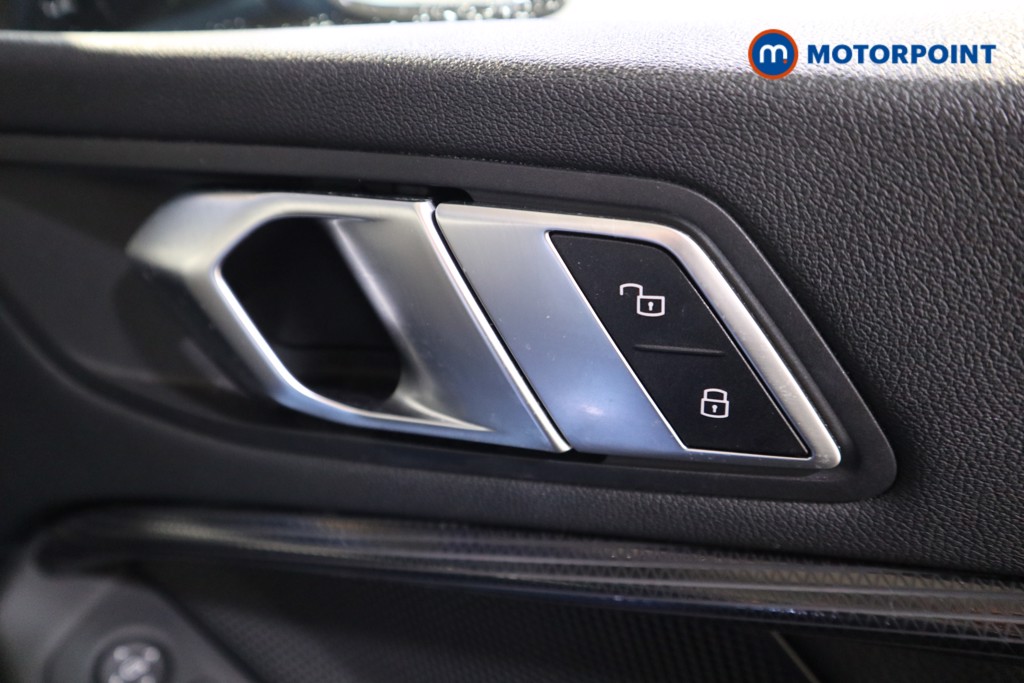 BMW 1 Series Sport Manual Petrol Hatchback - Stock Number (1574303) - 12th supplementary image
