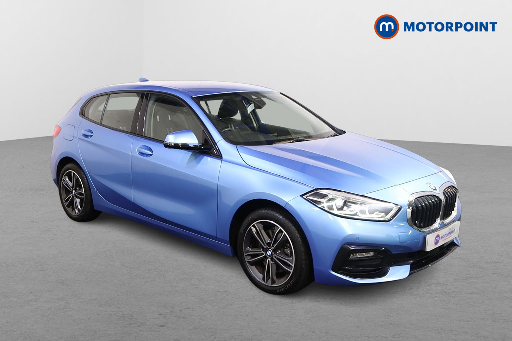 BMW 1 Series Sport Manual Petrol Hatchback - Stock Number (1574303) - Drivers side front corner