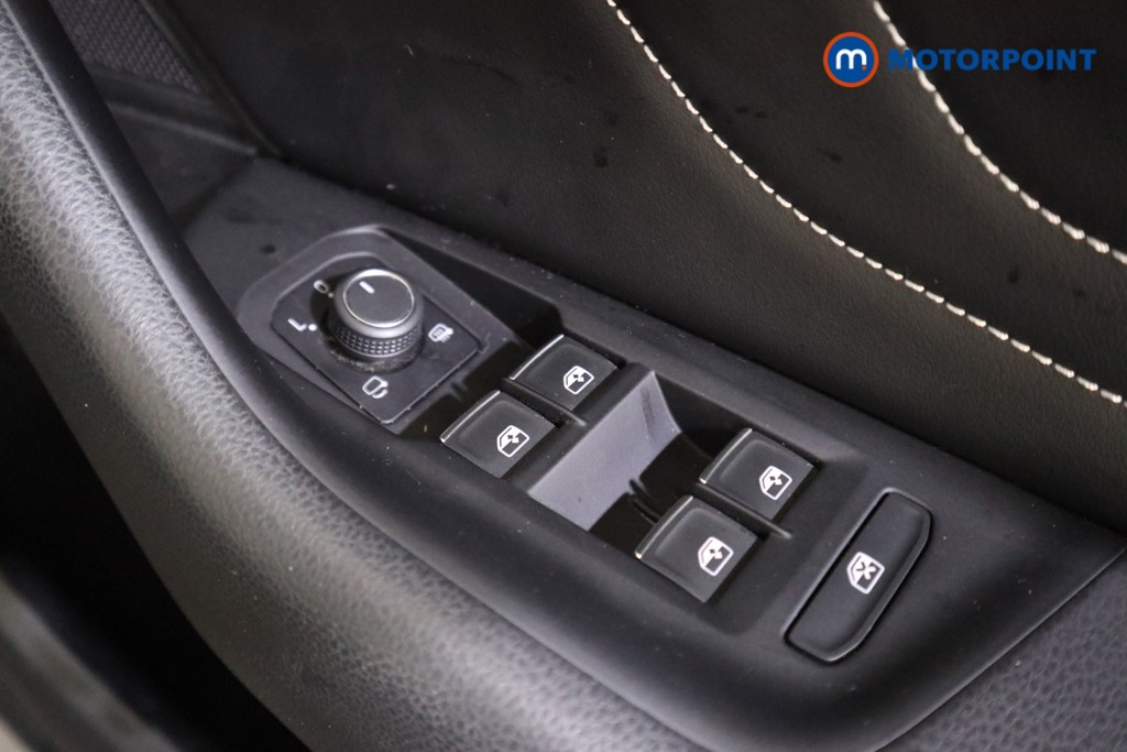 Volkswagen Passat GTE Automatic Petrol Plug-In Hybrid Estate - Stock Number (1574320) - 11th supplementary image