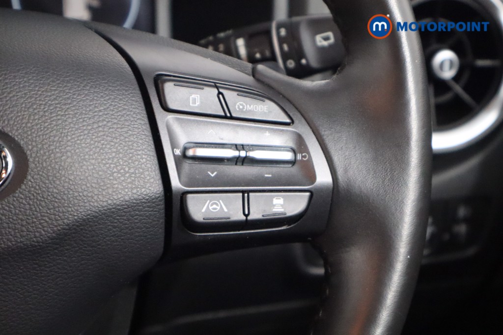 Hyundai Kona Premium Automatic Petrol-Electric Hybrid SUV - Stock Number (1574487) - 8th supplementary image