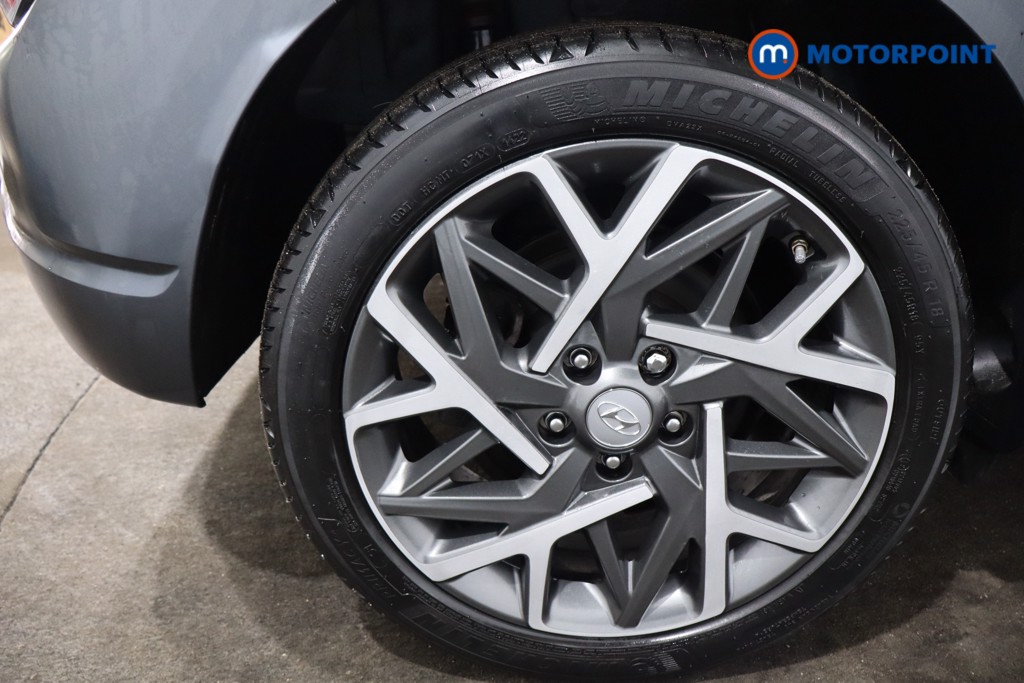 Hyundai Kona Premium Automatic Petrol-Electric Hybrid SUV - Stock Number (1574487) - 9th supplementary image