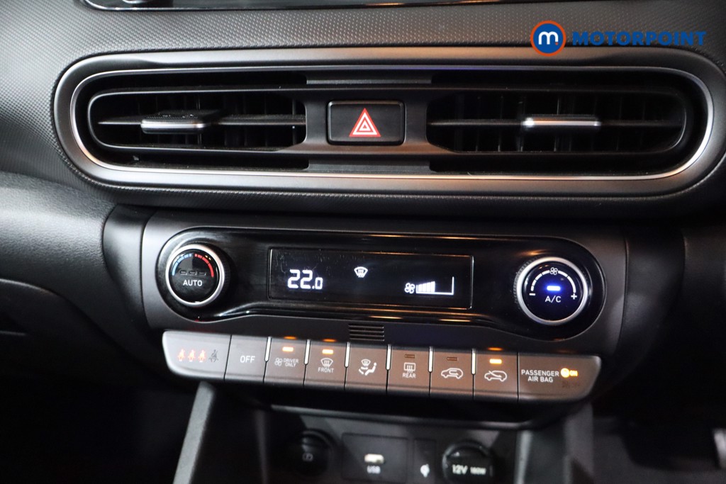 Hyundai Kona Premium Automatic Petrol-Electric Hybrid SUV - Stock Number (1574487) - 17th supplementary image