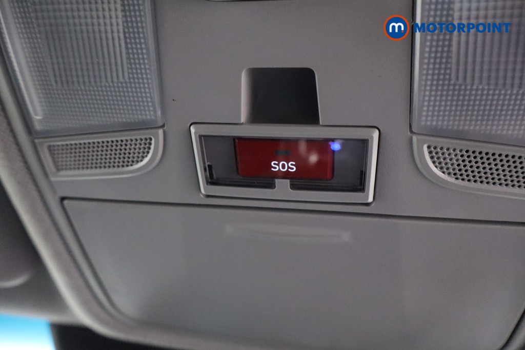 Hyundai Kona Premium Automatic Petrol-Electric Hybrid SUV - Stock Number (1574487) - 18th supplementary image