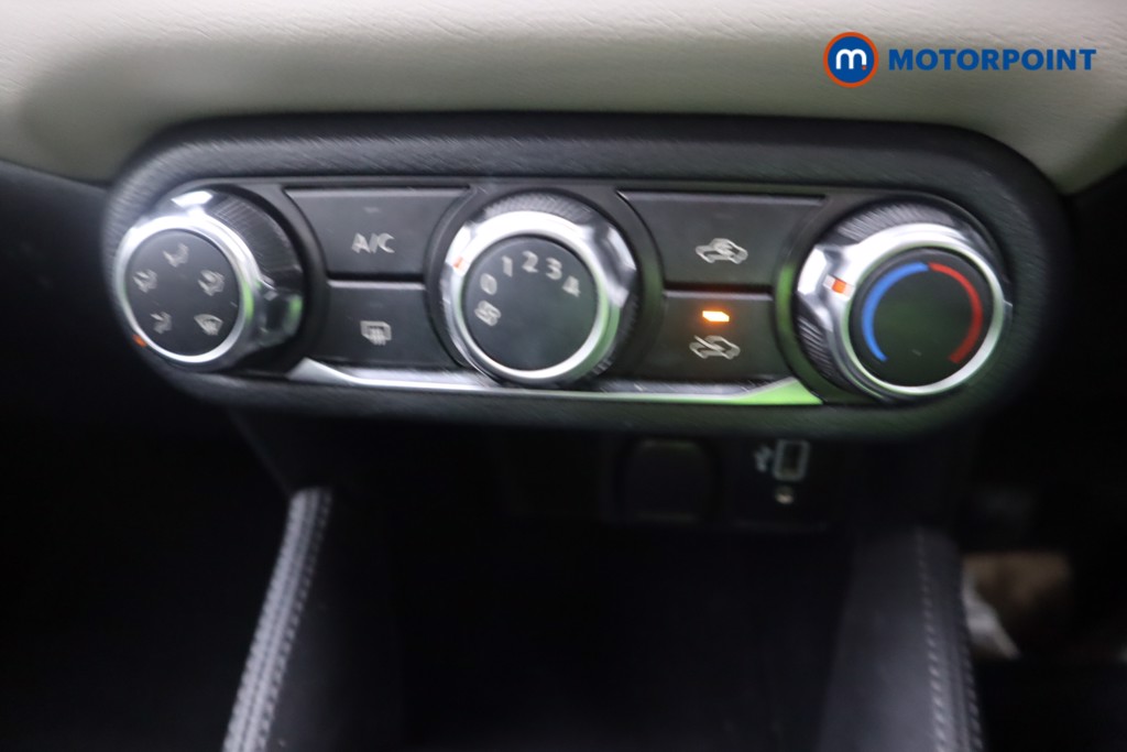 Nissan Micra Acenta Manual Petrol Hatchback - Stock Number (1574807) - 3rd supplementary image