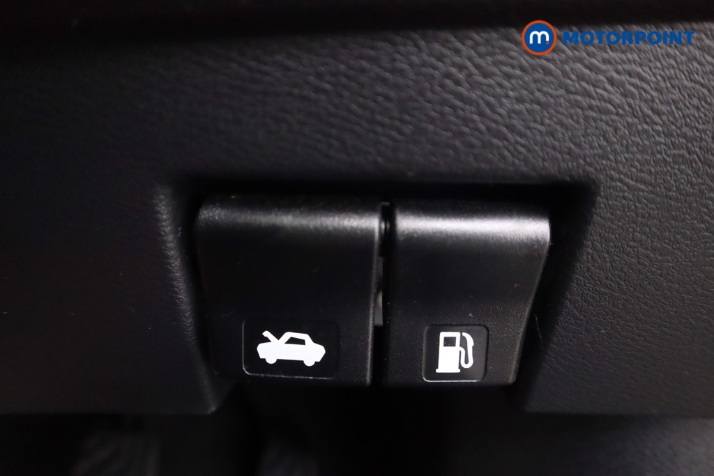 Nissan Micra Acenta Manual Petrol Hatchback - Stock Number (1574807) - 11th supplementary image