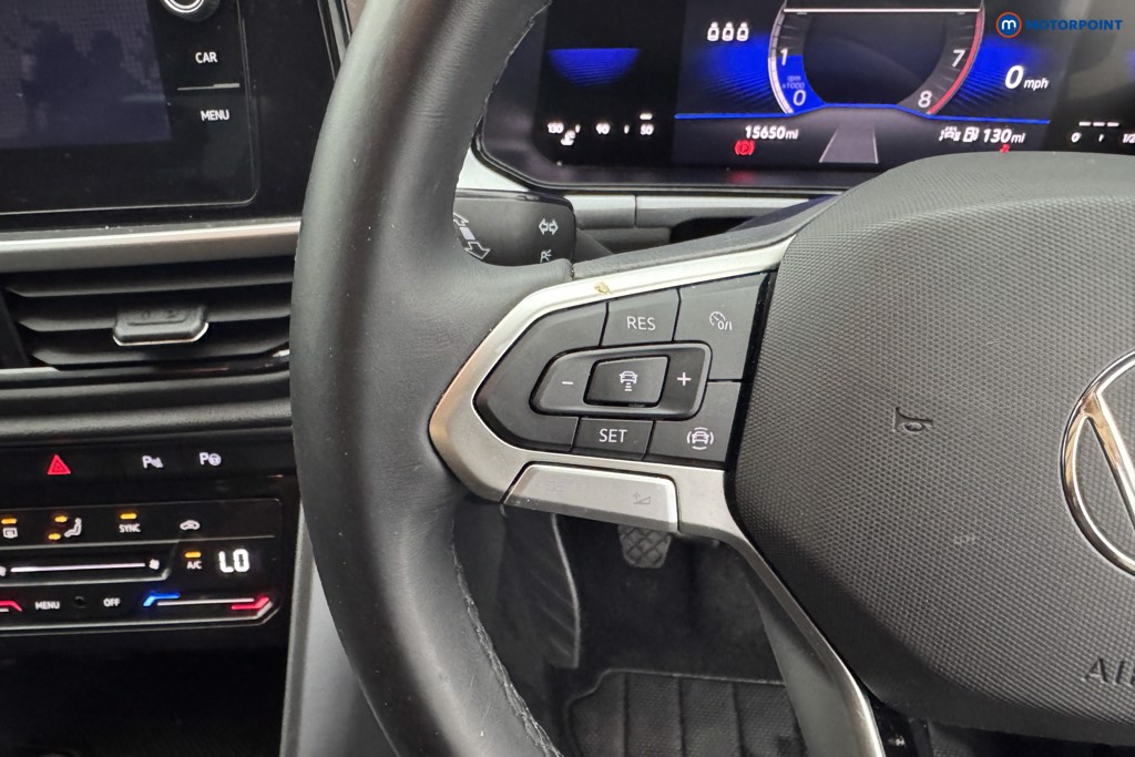 Volkswagen T-Roc Life Manual Petrol SUV - Stock Number (1574853) - 12th supplementary image