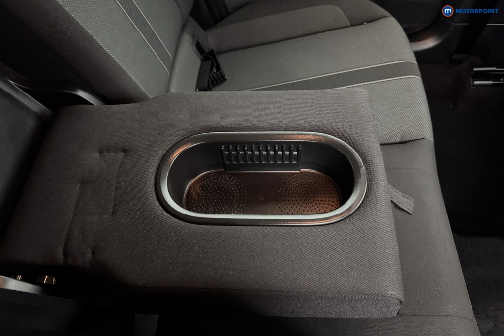 Volkswagen T-Roc Life Manual Petrol SUV - Stock Number (1574853) - 18th supplementary image