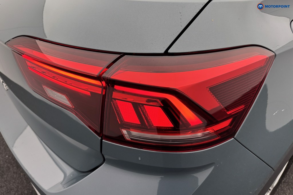 Volkswagen T-Roc Life Manual Petrol SUV - Stock Number (1574853) - 21st supplementary image