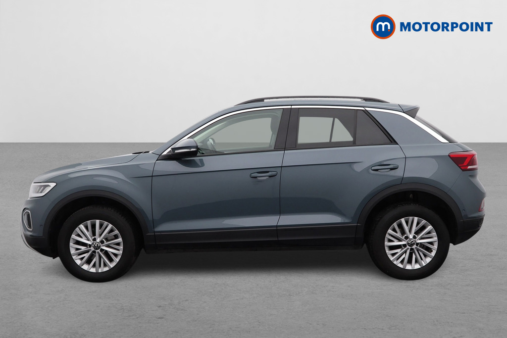 Volkswagen T-Roc Life Manual Petrol SUV - Stock Number (1574853) - Passenger side