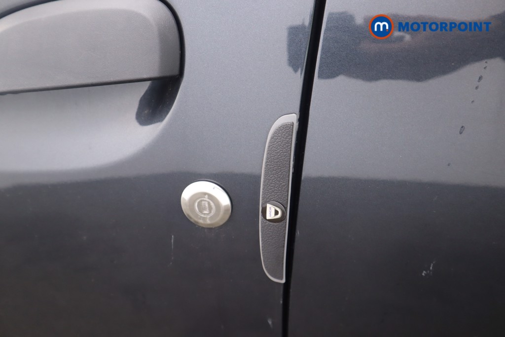 Dacia Sandero Stepway Essential Manual Petrol Hatchback - Stock Number (1575154) - 20th supplementary image