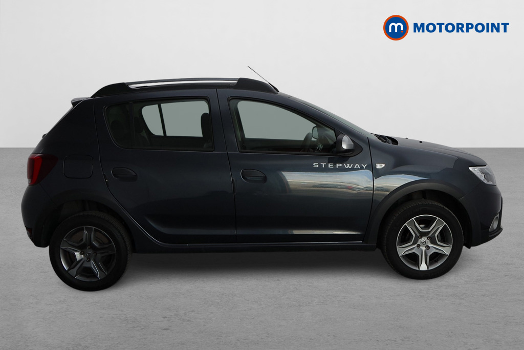 Dacia Sandero Stepway Essential Manual Petrol Hatchback - Stock Number (1575154) - Drivers side