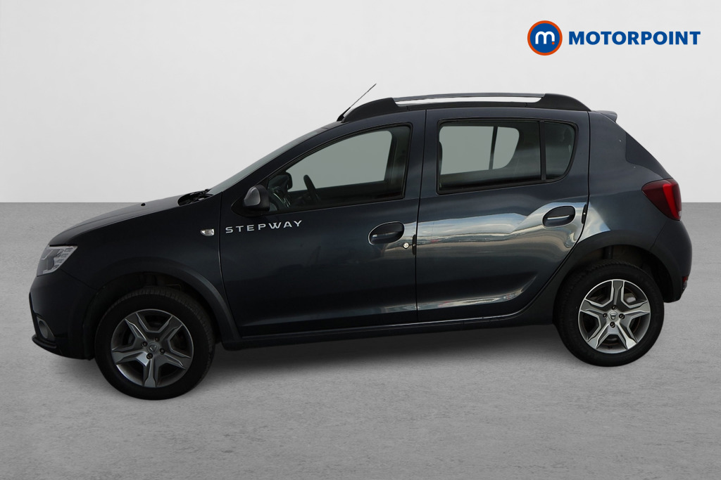 Dacia Sandero Stepway Essential Manual Petrol Hatchback - Stock Number (1575154) - Passenger side