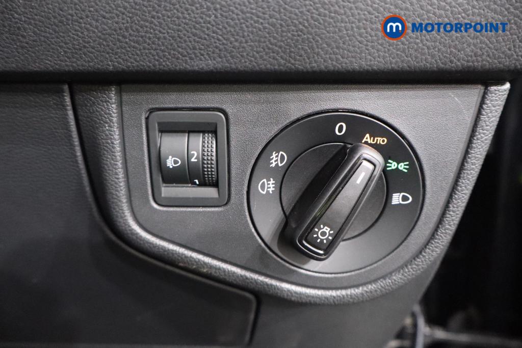 Volkswagen Taigo R-Line Manual Petrol SUV - Stock Number (1575317) - 12th supplementary image