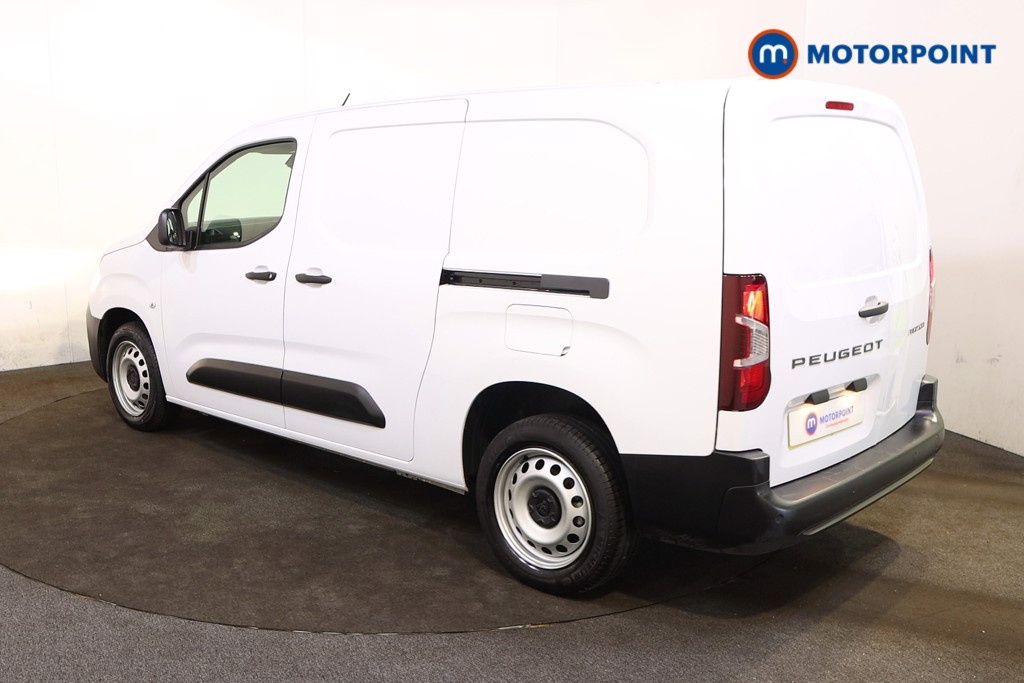Peugeot Partner Professional Manual Diesel Panel Van - Stock Number (1575410) - Passenger side rear corner