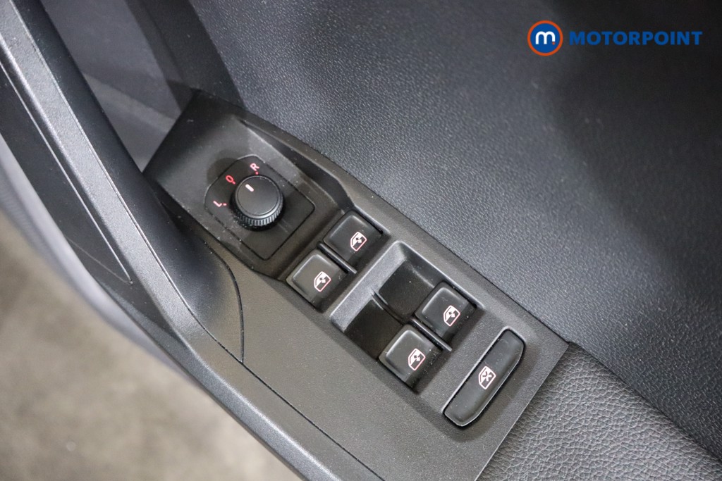 Seat Arona Se Technology Manual Petrol SUV - Stock Number (1575461) - 19th supplementary image