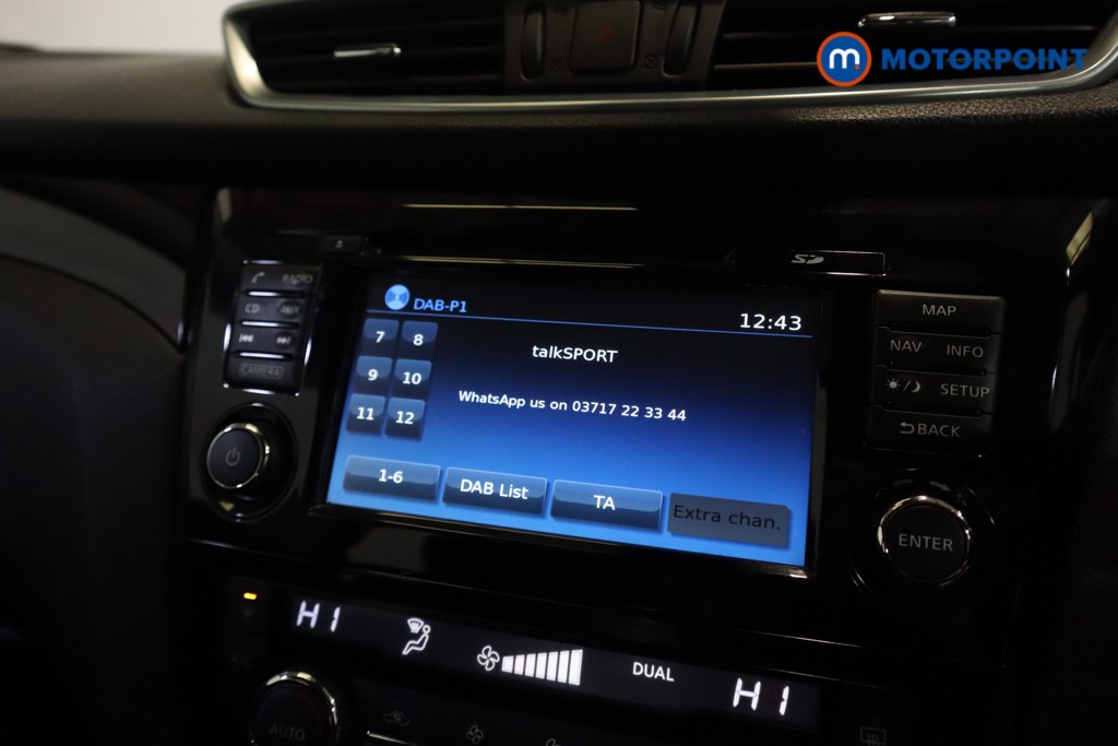 Nissan Qashqai Acenta Premium Manual Diesel SUV - Stock Number (1575463) - 17th supplementary image